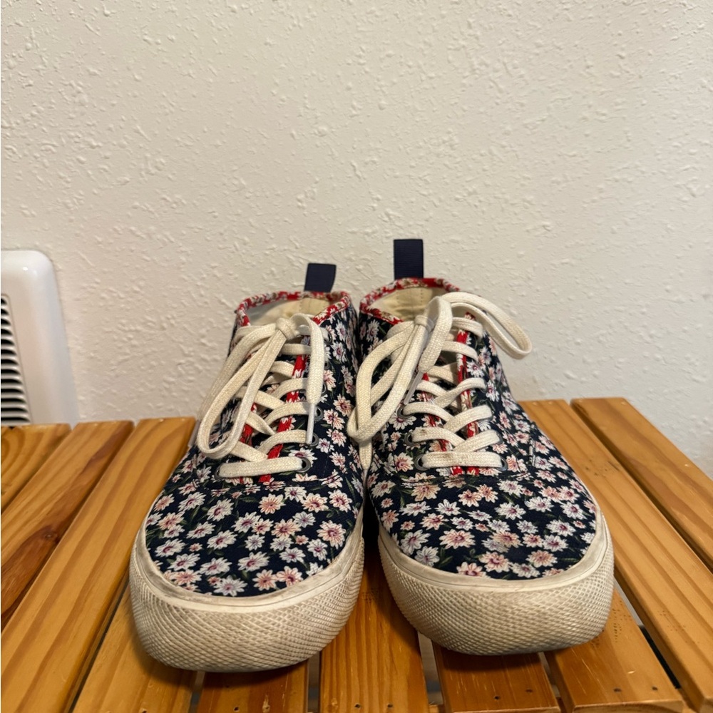 Floral Fun Women’s Sneakers
